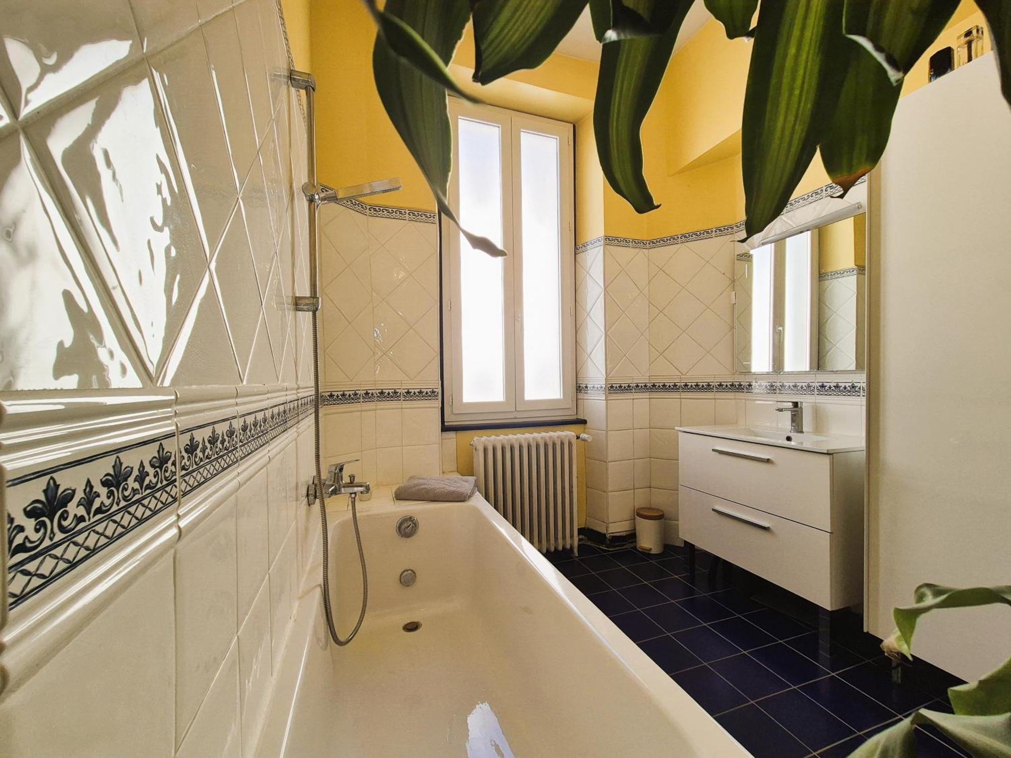 Maison De Maitre L Oustal Des Halles Avec Salle De Cinema, Billard & Jacuzzi Castelnaudary Exterior foto